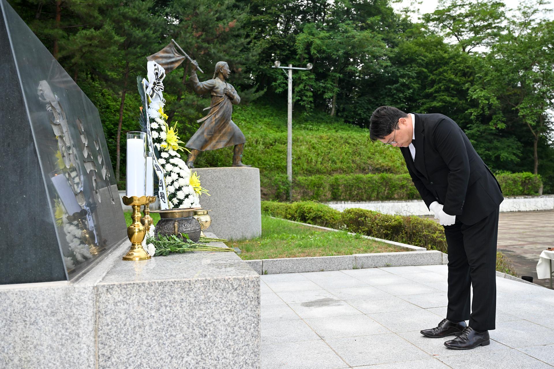 20260701 현충탑 참배 (378).jpg