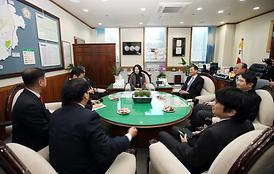 주한 타이페이 대표부 의회방문