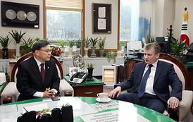 우호도시 러시아 비로비잔시 대표단 의회방문