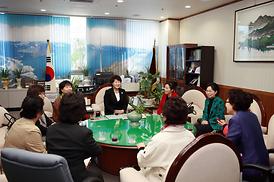 의양동 통합 여성추진위원회 의회방문