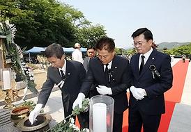 활발한 의정활동 (제60회 현충일 기념식)