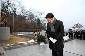 2017년 현충탑 참배