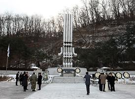 2015년 을미년 현충탑 참배