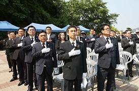 활발한 의정활동 (제60회 현충일 기념식)