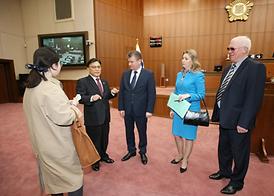 우호도시 러시아 비로비잔시 대표단 의회방문