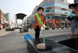 의정부시의회 자원봉사단 행복로 청소봉사활동