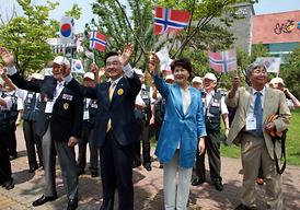 노르웨이 육군이동외과병원 기념비 제막식