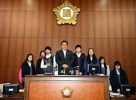 신곡중학교 직업탐구반 의회방문