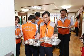 맛있게 드시고 건강하게 여름 나세요~~