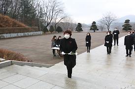 현충탑 참배