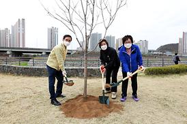 제76회 식목일 나무심기 행사