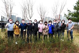 제76회 식목일 나무심기 행사