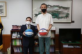 한기범재단관계자방문