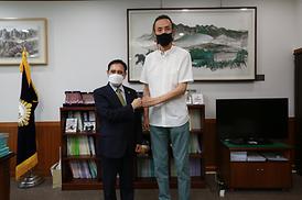 한기범재단관계자방문