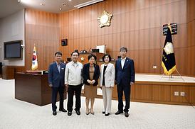 양양군의회 의정시의회 및 도서관 견학