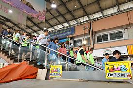 전통시장 노점상인 폭염예방물품 나눔