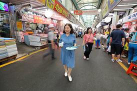 전통시장 노점상인 폭염예방물품 나눔