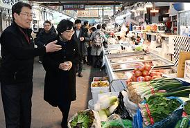 의정부시의회 전통시장 장보기 행사