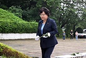 제9대 의정부시의회, 후반기 의장단 현충탑 참배