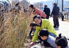 제80회 식목일 기념 봄철 나무심기 행사(산곡동 177-6)