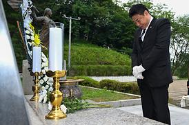 제10대 의정부시의회 현충탑 참배