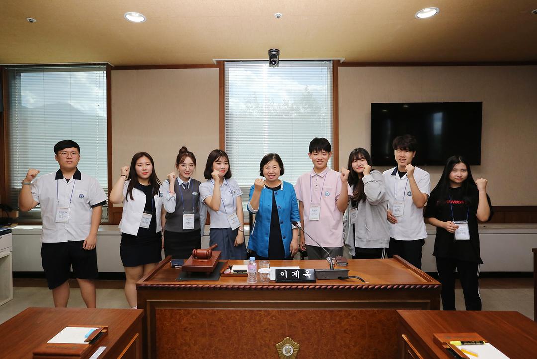 「의정부 학생의회」 참여 학생, 의정부시의회 견학4