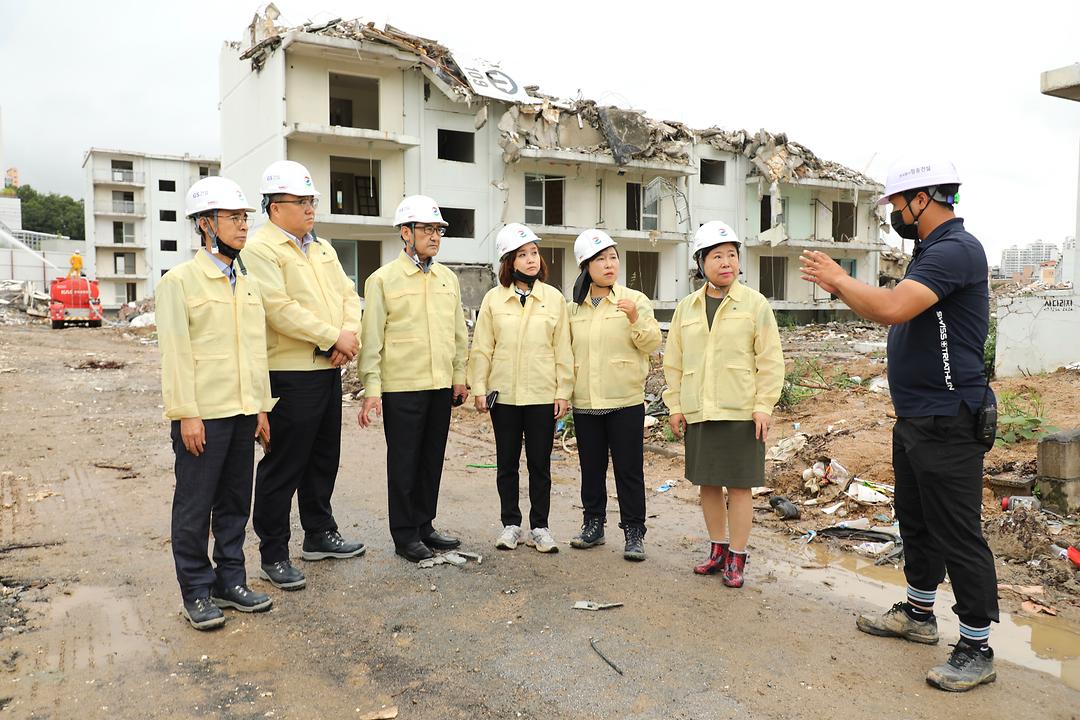 도시·건설위원회, 비산먼지 발생 공사현장 확인 2