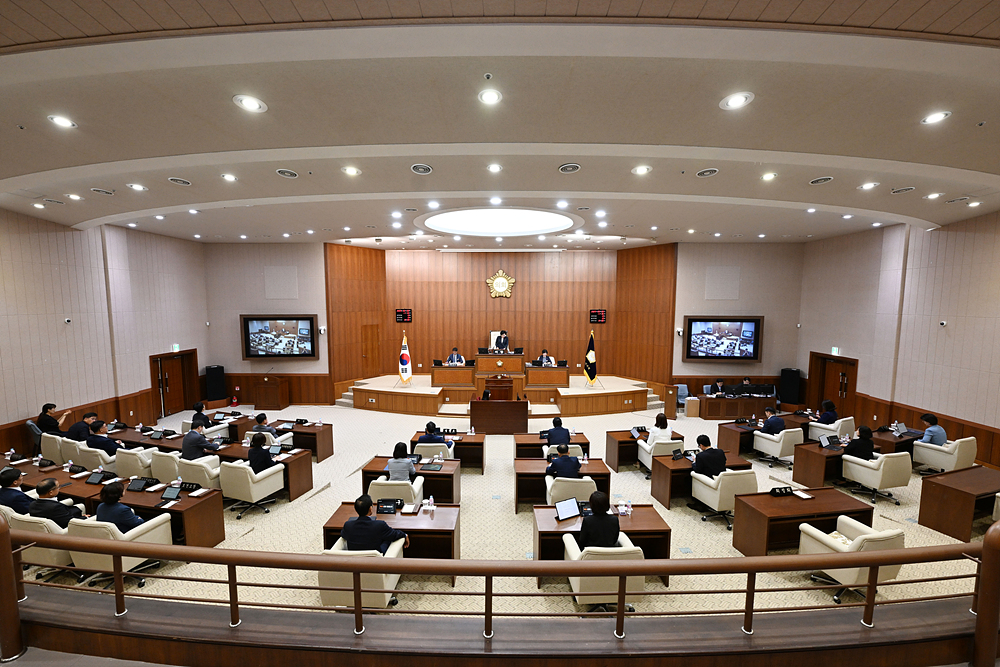 제323회 제1차 정례회 개회1