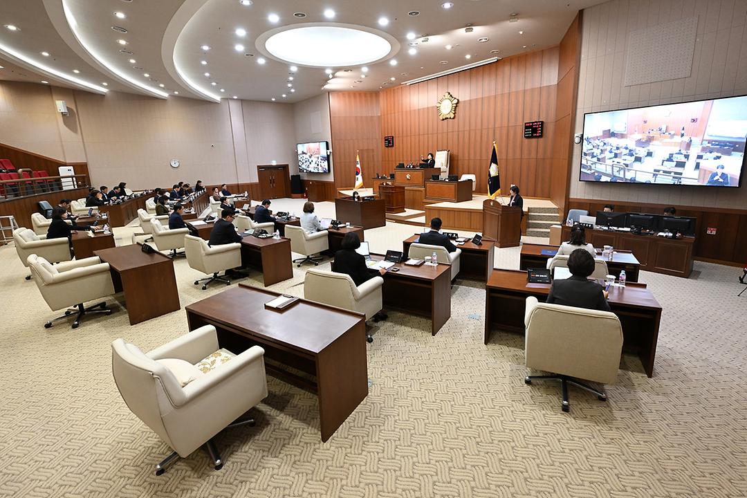 제325회 임시회 폐회1