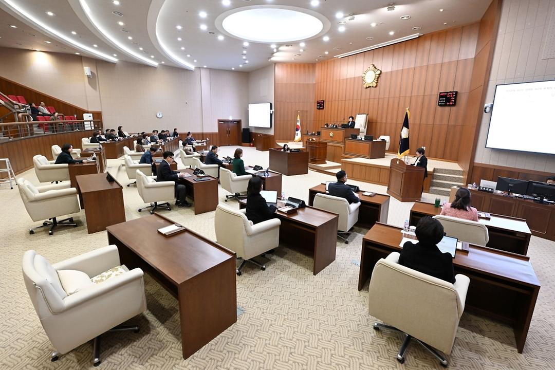 제326회 제2차 정례회 제2차 본회의 개의1