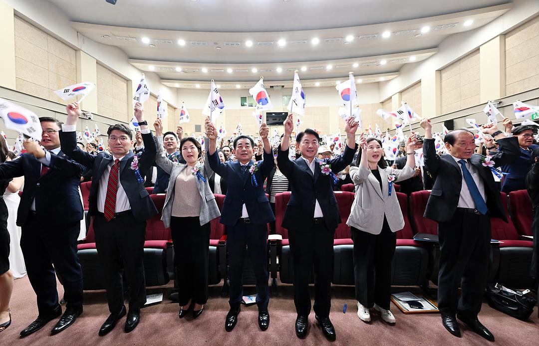 의정부시의회, 제79주년 광복절 맞아 광복의 기쁨 되새겨2