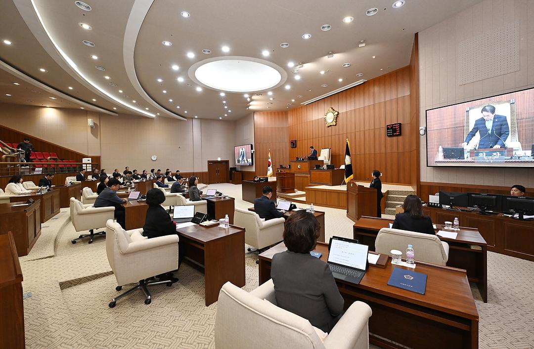 의정부시의회, 제333회 제2차 정례회 제2차 본회의 개의1